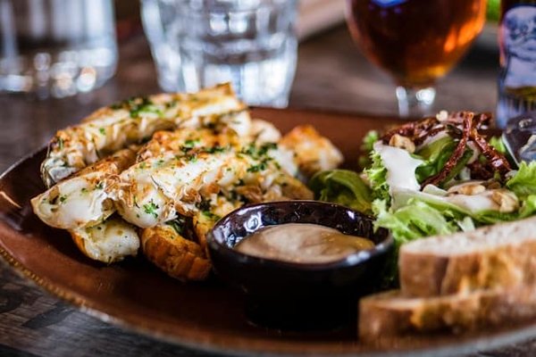 Comment réaliser une savoureuse sauce vinaigrette enrichie de mayonnaise