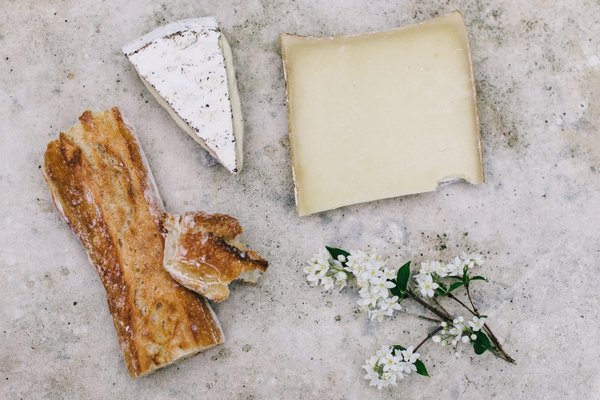 Comment Choisir le Fromage Parfait pour Votre Prochain Repas Festif?